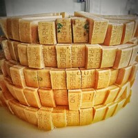 photo – parmigiano reggiano dop – bruna alpina – 24/30 monate gereift – 1 kg 3
